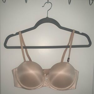 Victoria Secret Strapless Bra